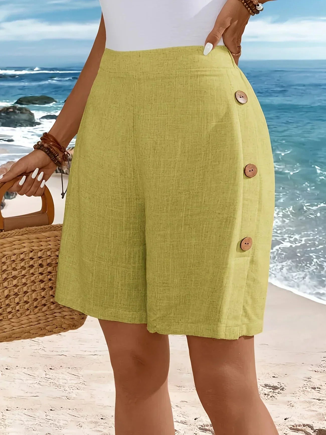 Arborfield Comfortable Shorts With Button Detailing